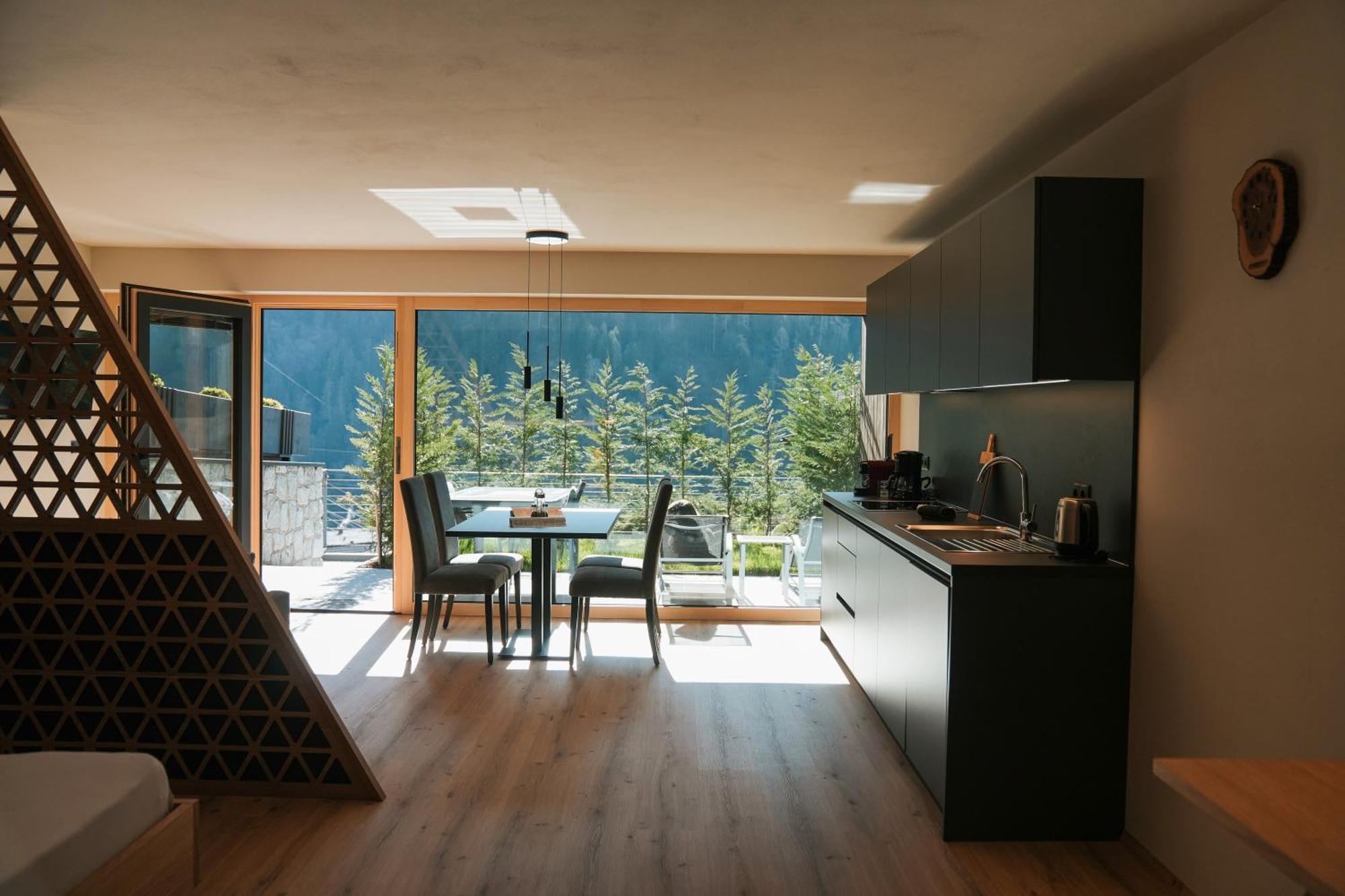 Aktiv Lodge Meran - Garden Two サルトゥジオ エクステリア 写真